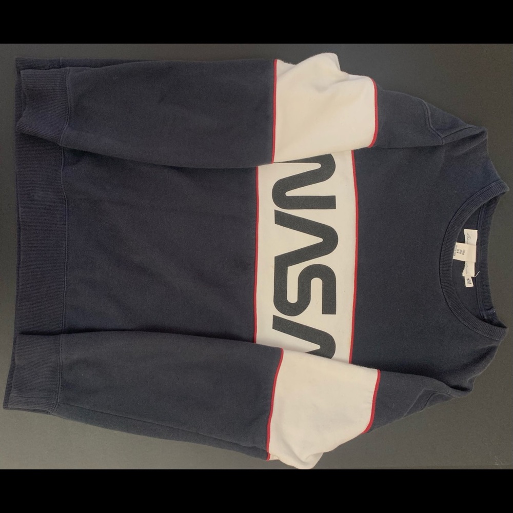 H&M NASA Crewneck
